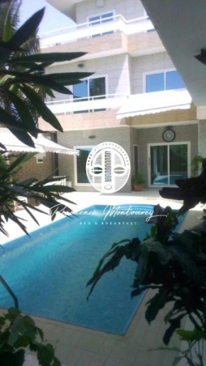 RESIDENCE MONTOUREY Bed & Breakfast